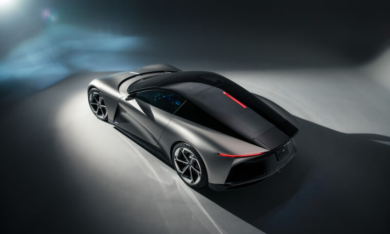 CES 2025：Karma Automotive与英特尔汽