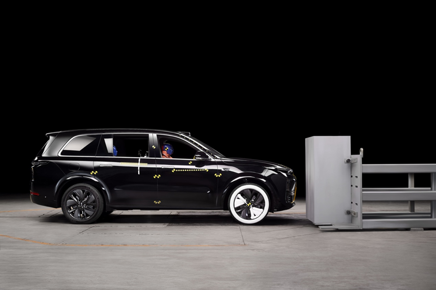 中国保险汽车安全指数最新评测结果发布 理想L9成为首个驾驶员